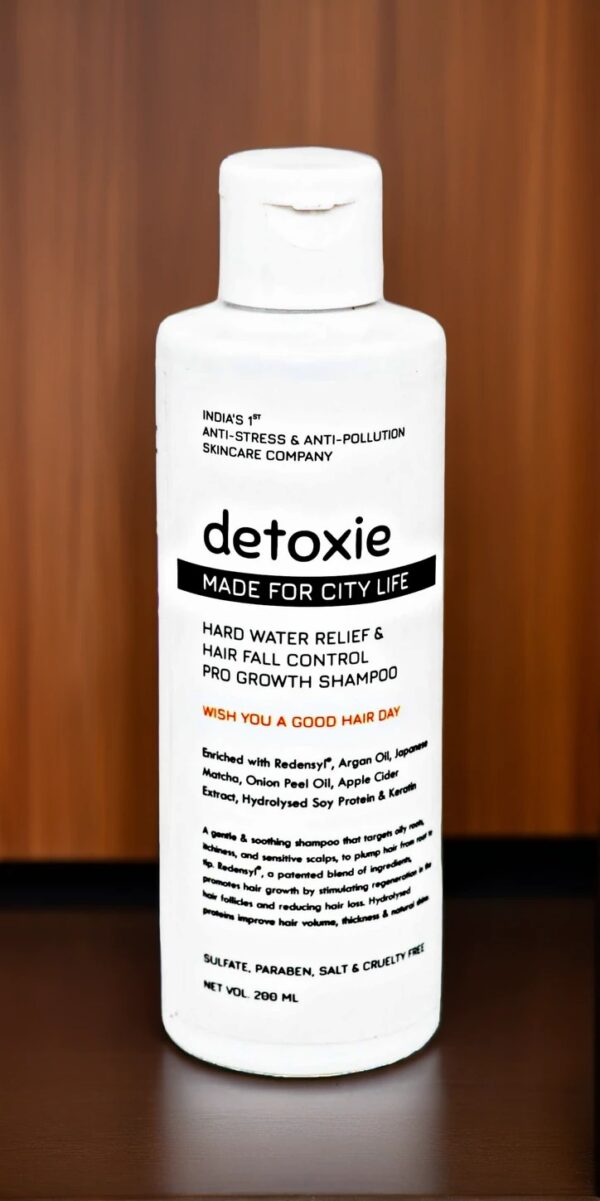 detoxie Hard Water Relief, Hair Fall Control & Pro Growth Shampoo With Redensyl, Onion Oil, Apple Cider & Japanese Matcha